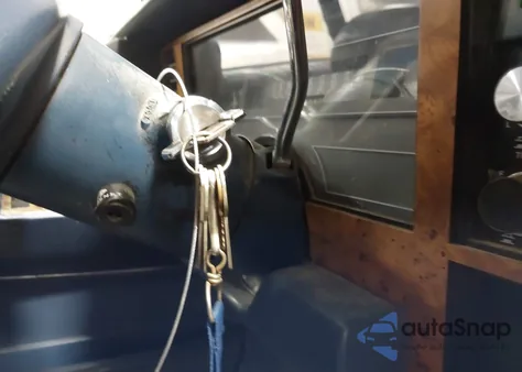 1993 Buick Century Special z USA, uszkodzony, nr VIN 3G4AG55N2PS622101